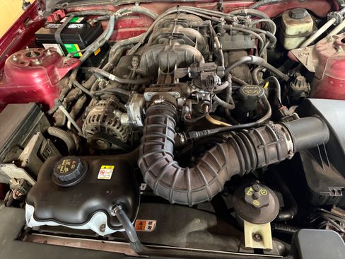 Used 2006 Ford Mustang Convertible image 15