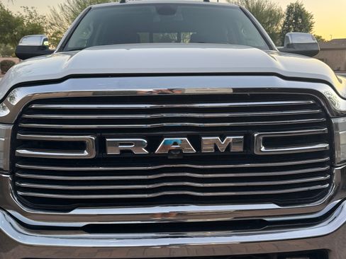 Used 2020 RAM 3500 Laramie image 10