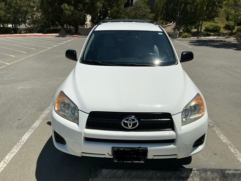 Used 2011 Toyota RAV4 2WD w/ Base L4 Extra Value Pkg image 2