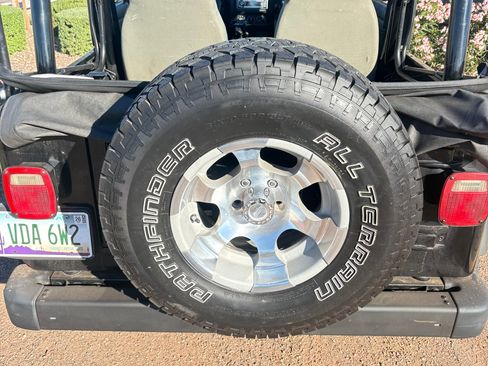 Used 2004 Jeep Wrangler SE w/ Full Face Tire & Wheel Group image 5