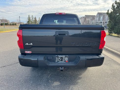 Used 2018 Toyota Tundra Platinum image 4