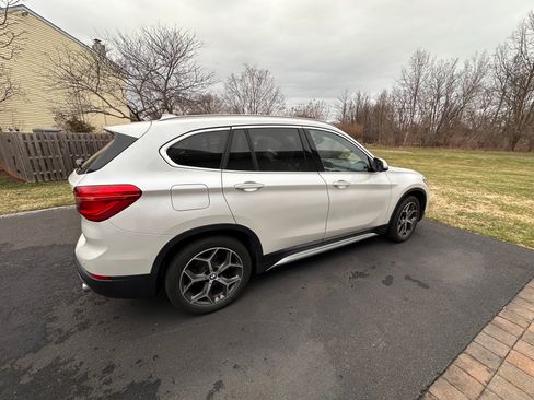 Used 2018 BMW X1 xDrive28i w/ Convenience Package image 4