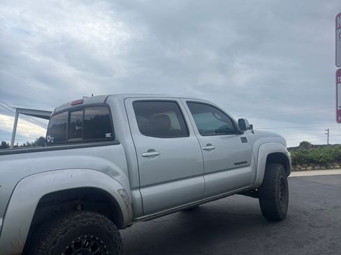 Used 2008 Toyota Tacoma PreRunner image 5