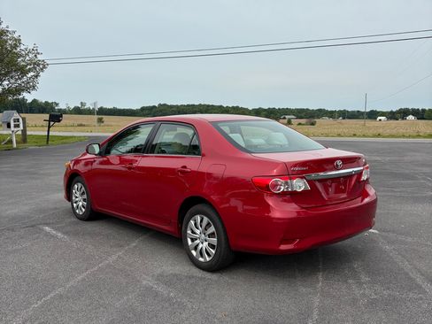 Used 2013 Toyota Corolla LE FWD image 4