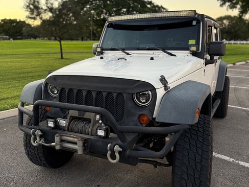 Used 2007 Jeep Wrangler Unlimited X image 6