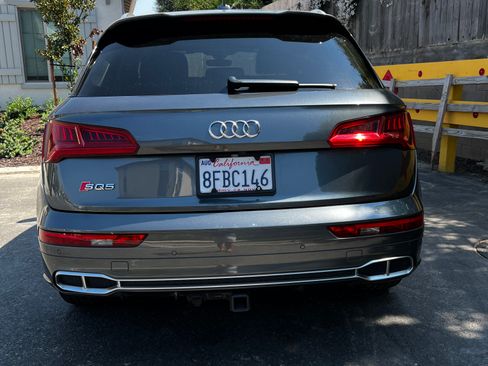 Used 2018 Audi SQ5 Premium Plus w/ S Sport Package image 6