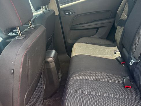 Used 2014 GMC Terrain SLE w/ Safety Package AWD/4WD image 6