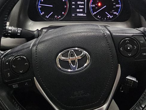 Used 2016 Toyota RAV4 XLE image 16