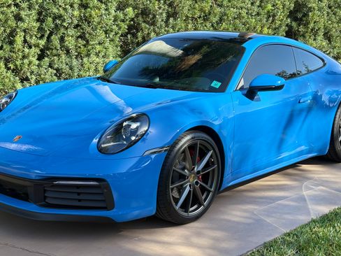 Used 2022 Porsche 911 Carrera image 2
