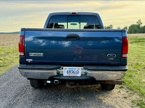 Used 2005 Ford F250 XLT AWD/4WD image 8