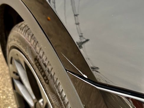 Used 2022 Tesla Model Y Performance image 13