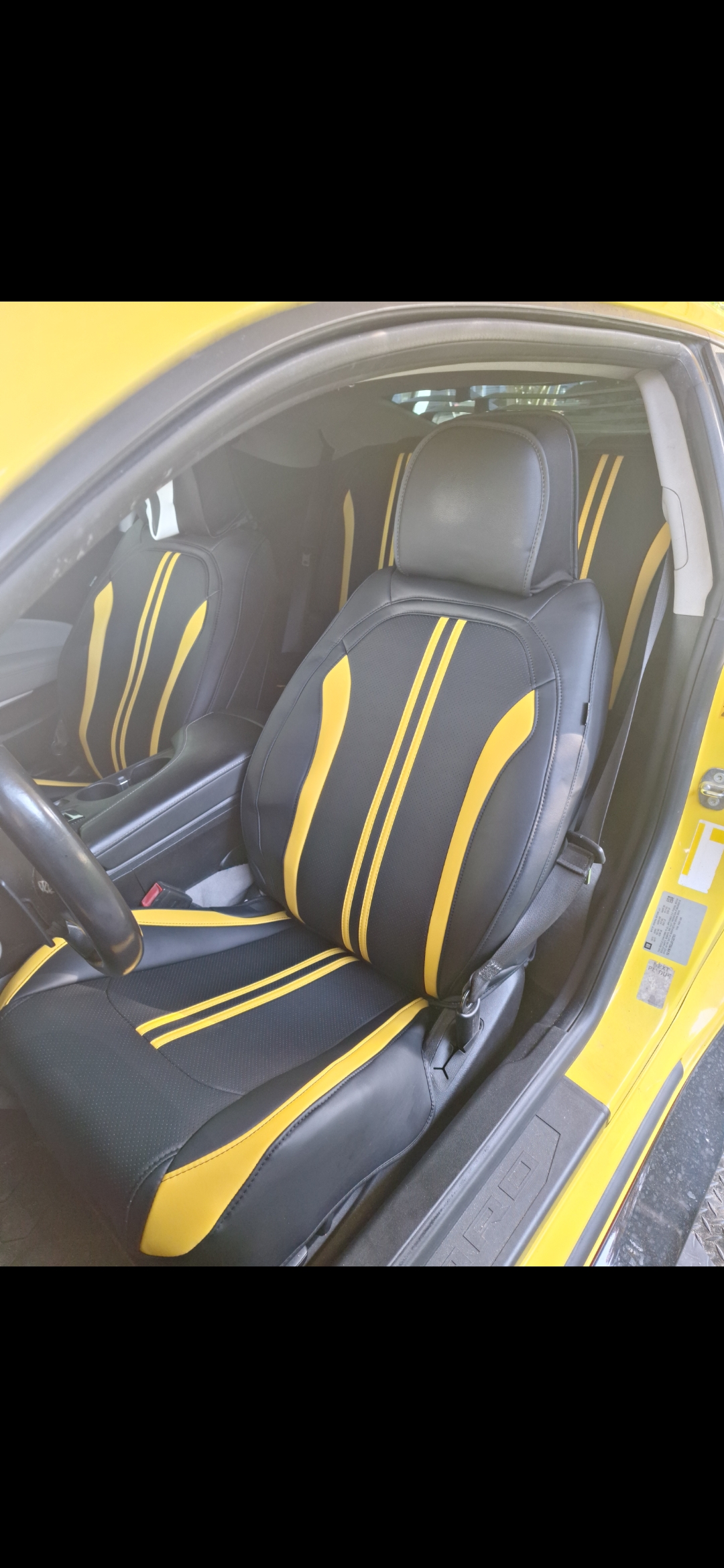 Used 2018 Chevrolet Camaro LT w/ RS Package RWD image 5