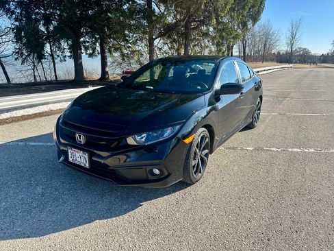 Used 2019 Honda Civic Sport image 1