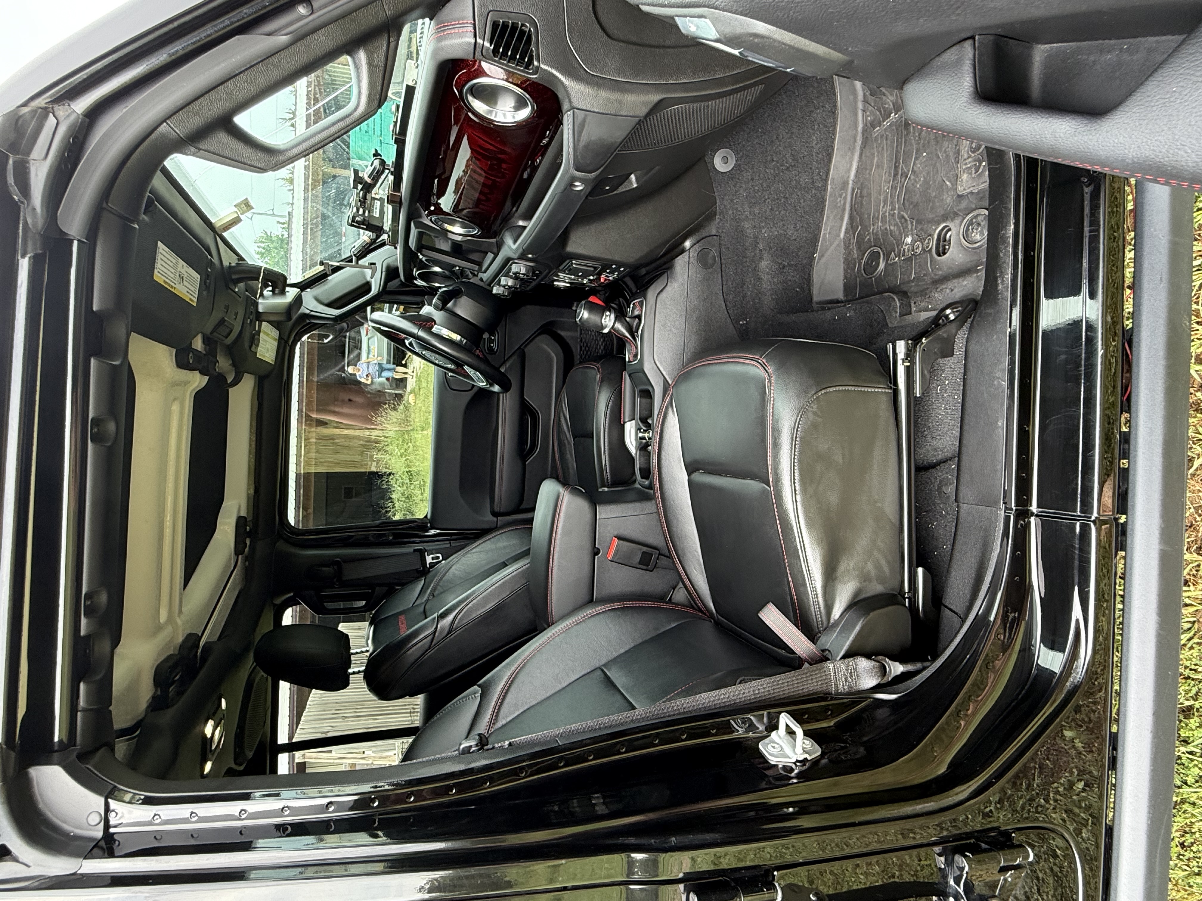 Used 2022 Jeep Gladiator Rubicon w/ LED Lighting Group AWD/4WD image 28
