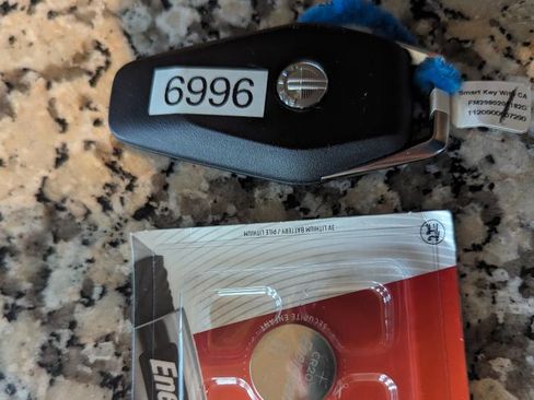 Used 2023 Fisker Ocean Extreme image 9