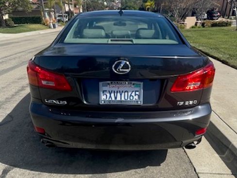 Used 2007 Lexus IS 250 image 8