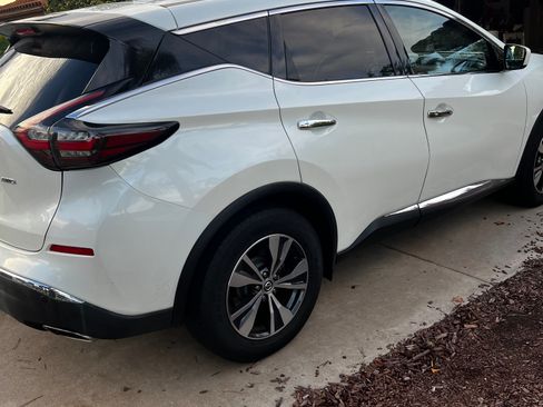 Used 2021 Nissan Murano S image 8