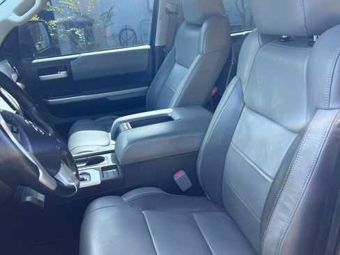 Used 2018 Toyota Tundra Limited image 9