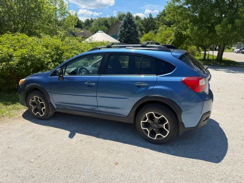 Used 2014 Subaru Crosstrek 2.0i Premium AWD/4WD image 5