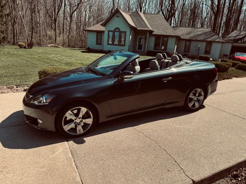Used 2011 Lexus IS 350C w/ Luxury Pkg image 14