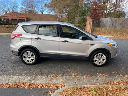 Used 2016 Ford Escape S image 15