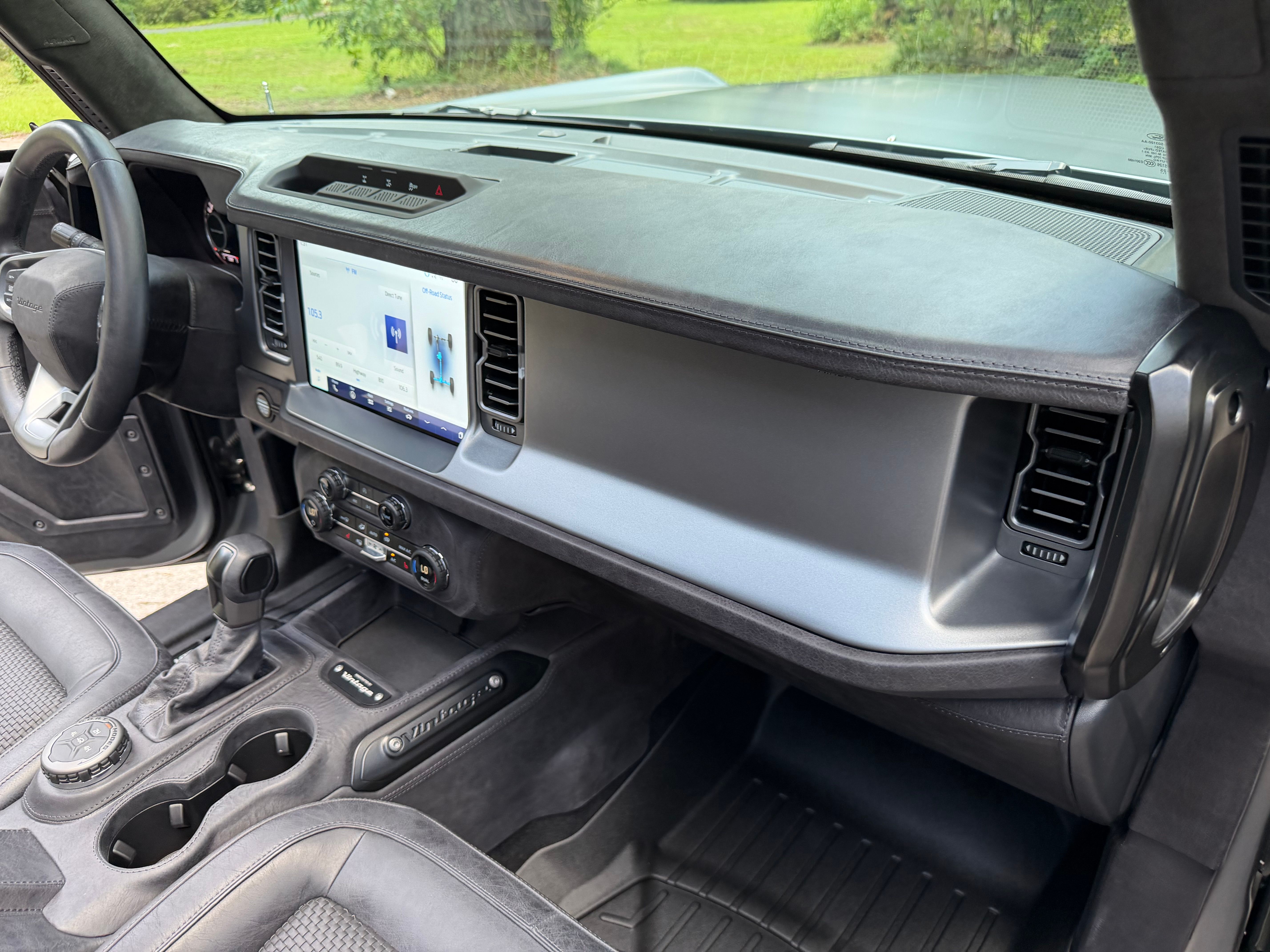 Used 2024 Ford Bronco Black Diamond AWD/4WD image 28