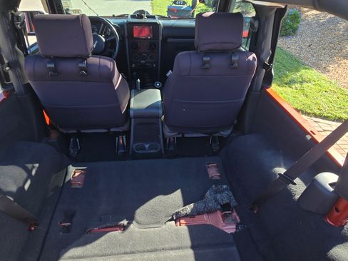Used 2009 Jeep Wrangler X image 17