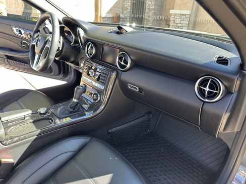 Used 2014 Mercedes-Benz SLK 55 AMG image 28