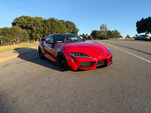 Used 2020 Toyota Supra Launch Edition w/ Driver Assist Package image 6