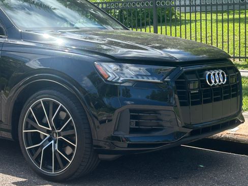 Used 2023 Audi Q7 3.0T Prestige w/ Prestige Package AWD/4WD image 9