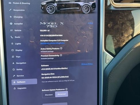 Used 2017 Tesla Model X 75D AWD/4WD image 5