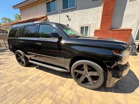 Used 2018 Chevrolet Tahoe Premier w/ RST 6.2L Performance Edition RWD image 11