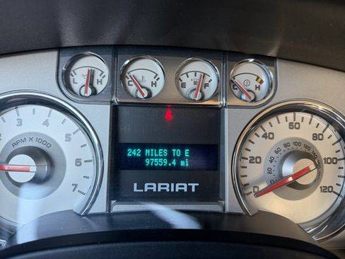 Used 2010 Ford F150 Lariat RWD image 9