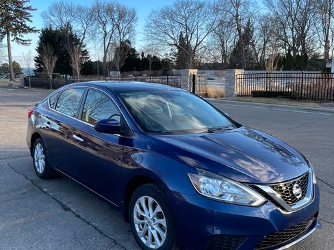 Used 2018 Nissan Sentra SV image 4