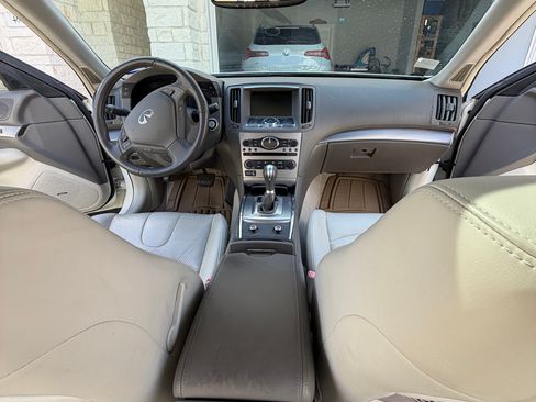 Used 2012 INFINITI G37 Journey w/ Premium Pkg RWD image 6