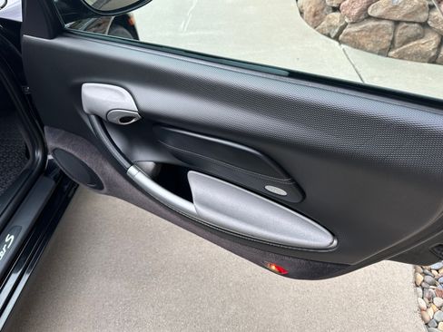 Used 2002 Porsche Boxster S image 16