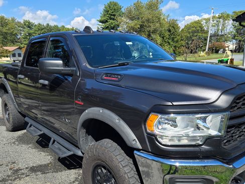 Used 2022 RAM 2500 Tradesman image 2