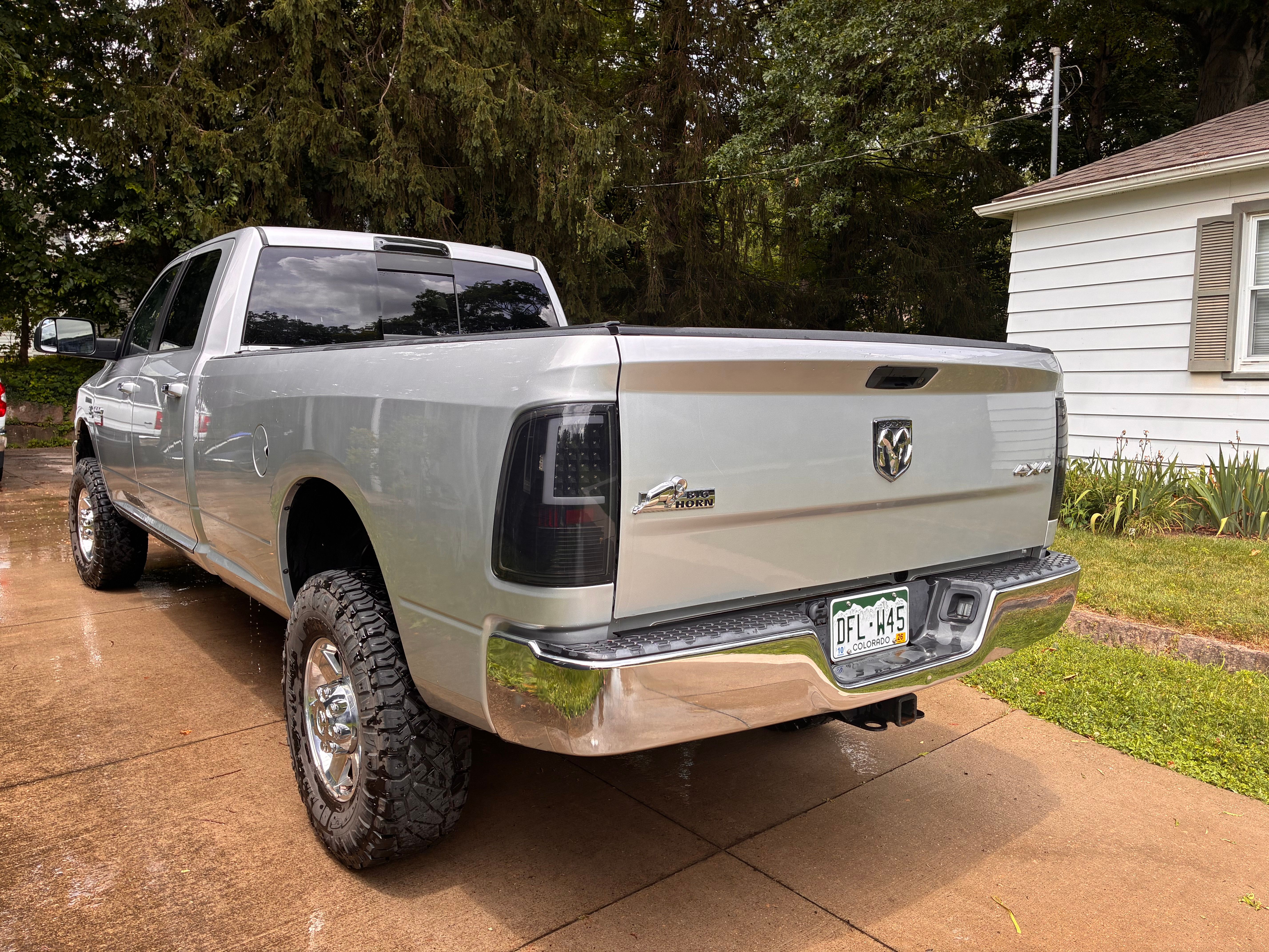 Used 2010 Dodge Ram 3500 Truck SLT w/ Big Horn Regional Package AWD/4WD image 9