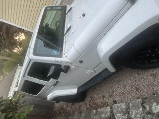 Used 2016 Jeep Wrangler Sahara AWD/4WD image 8