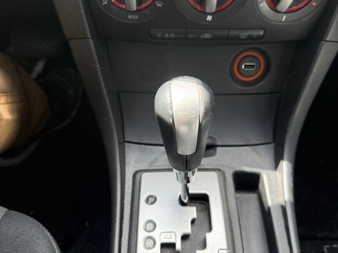 Used 2008 MAZDA MAZDA3 i Touring Value image 23