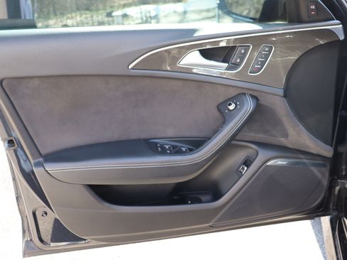 Used 2017 Audi S6 Premium Plus w/ S6 Sport Package image 12