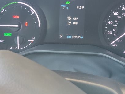 Used 2021 Toyota Sienna LE