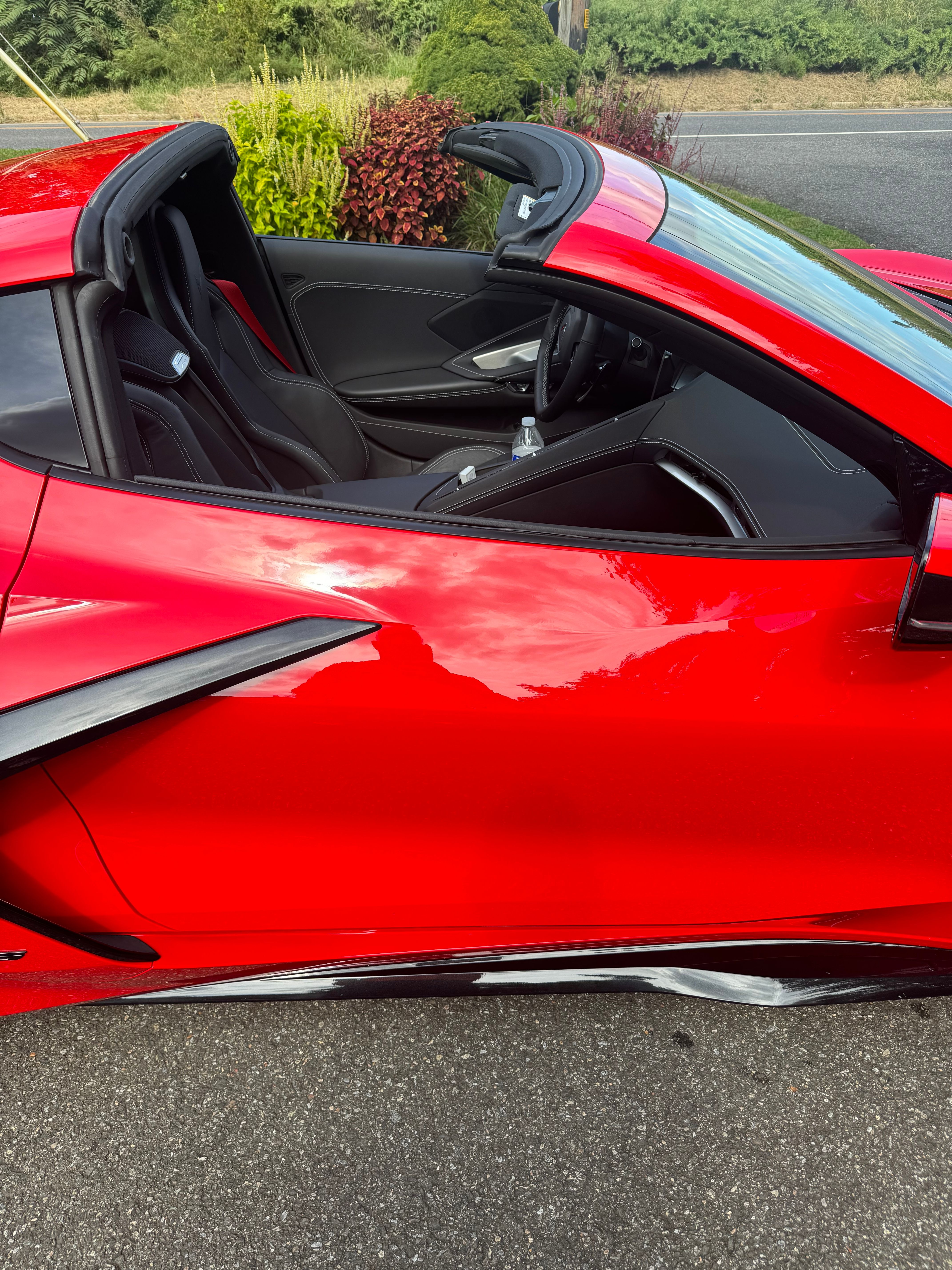 Used 2024 Chevrolet Corvette Z06 RWD image 4