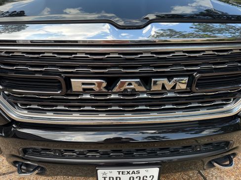 Used 2023 RAM 1500 Limited AWD/4WD image 6