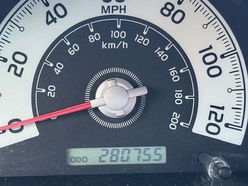 Used 2007 Toyota FJ Cruiser 4WD image 12