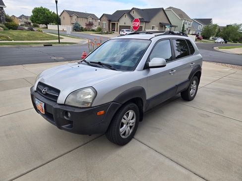 Used 2007 Hyundai Tucson SE FWD image 8