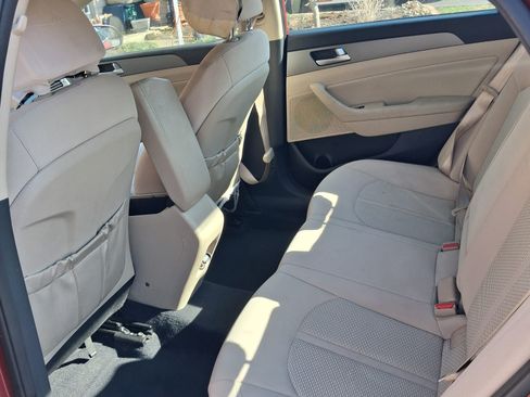 Used 2015 Hyundai Sonata SE w/ Option Group 09 image 8