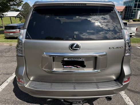 Used 2023 Lexus GX 460 Premium AWD/4WD image 10