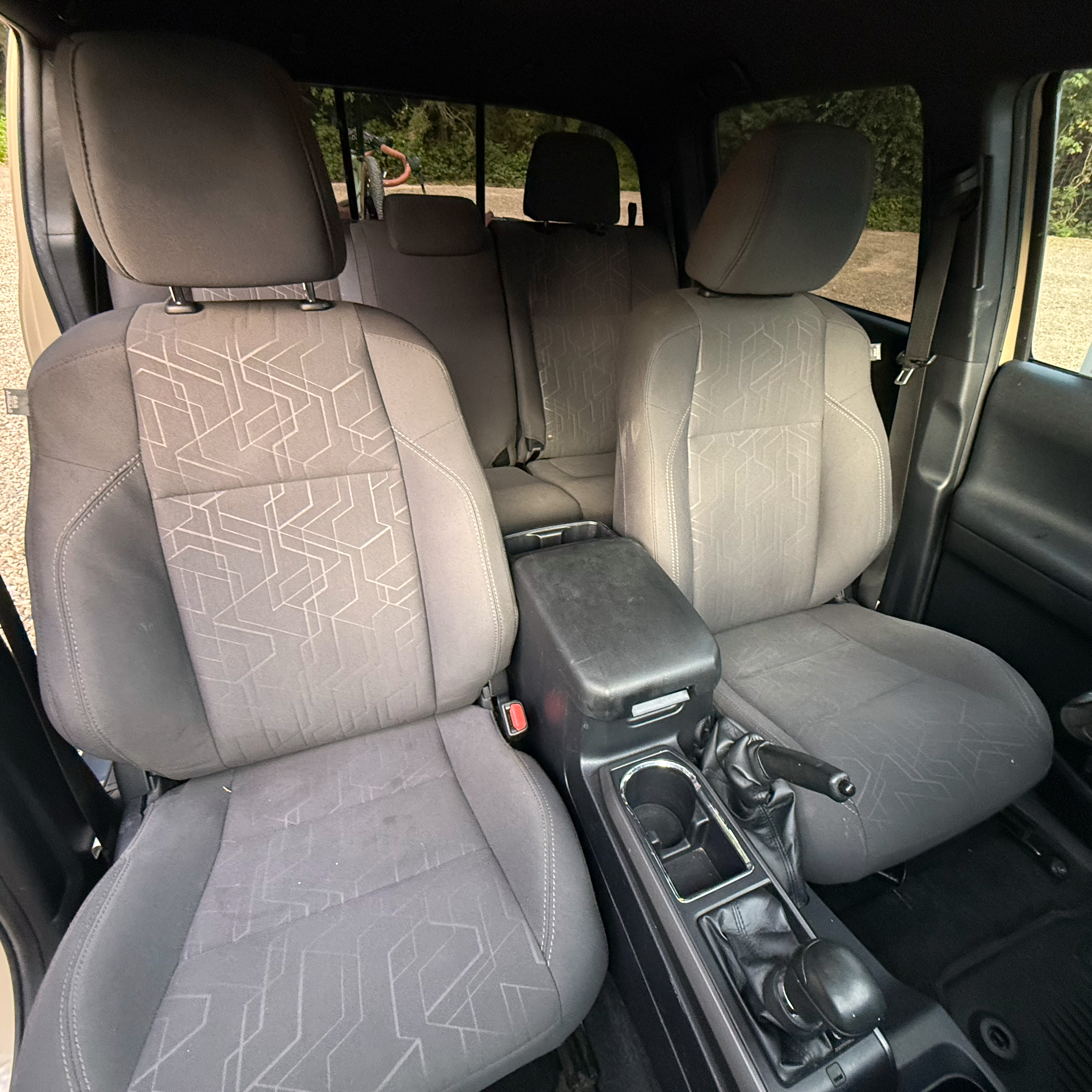 Used 2018 Toyota Tacoma TRD Off-Road w/ Technology Package RWD image 15