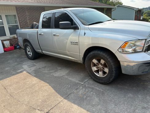 Used 2013 RAM 1500 Classic SLT w/ Premium Display Pkg RWD image 1